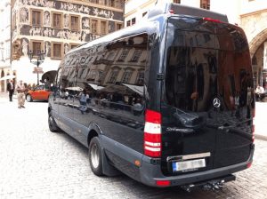 Alquiler de minibús con conductor Barcelona