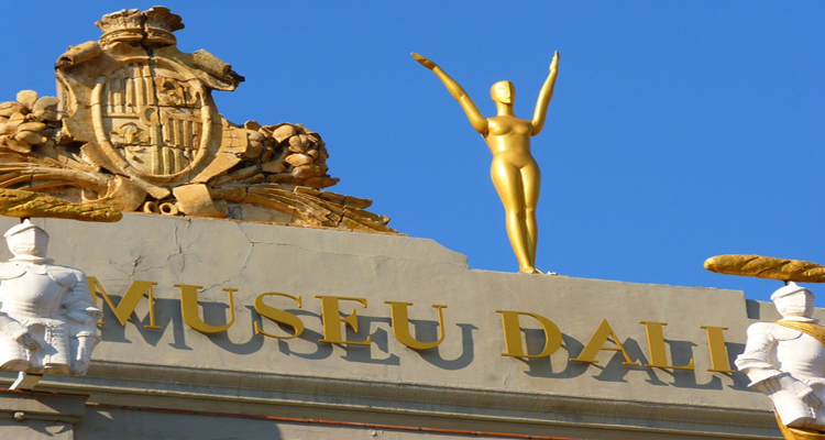 Alquiler de vehículo con conductor para Museo Dalí VIP Montpe Tours