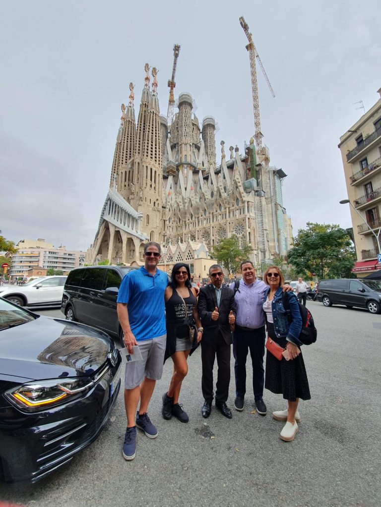 Tour con vehículo con conductor VIP Montpe Tours, Sagrada Familia